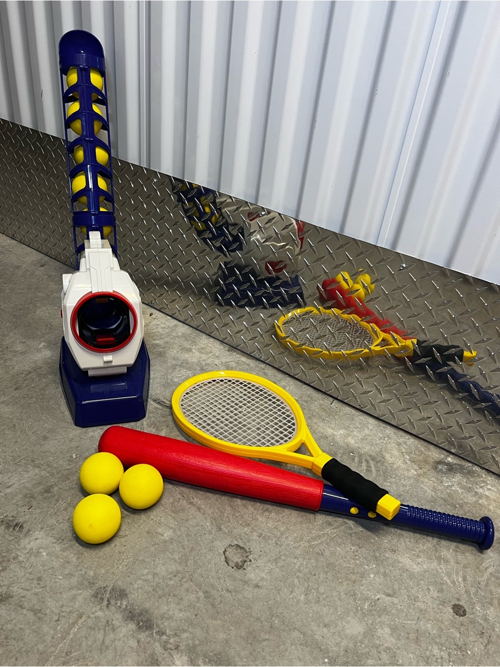 i play. Yellow and Blue Foam Tennis Launcher Set with Red Bat